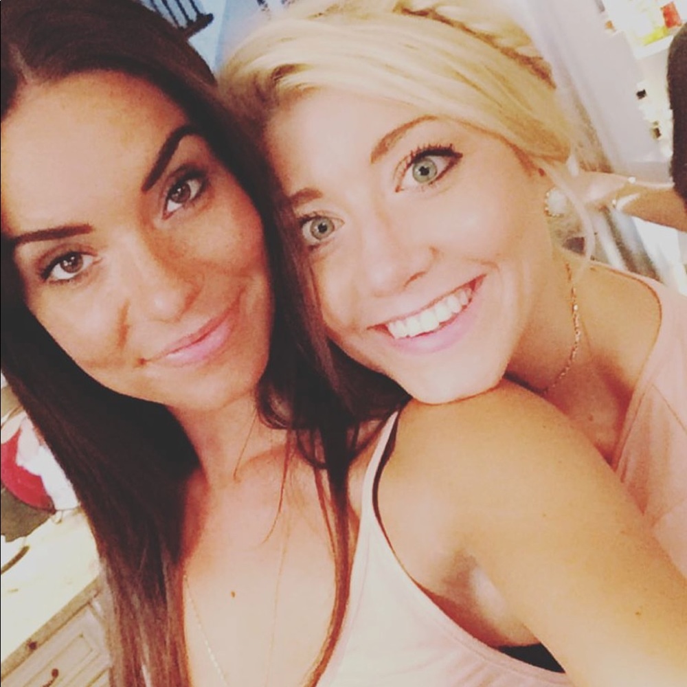 Meet your Posher, Rebekah